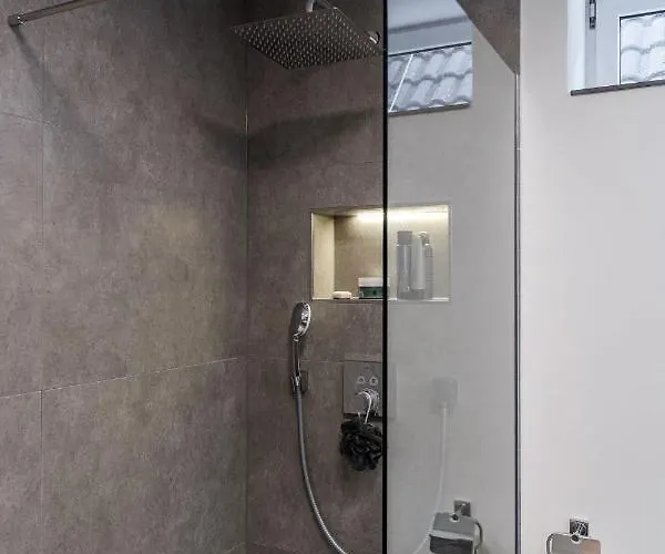 Wohnen Im Zentrum * 林德拉